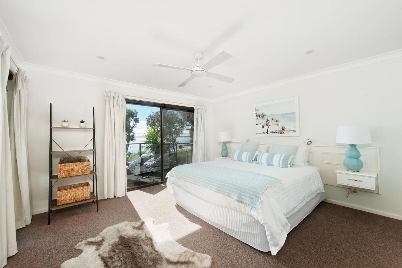 Dutchie'S Dream - Glorious Views And Opposite Dutchies Beach Nelson Bay Exterior photo