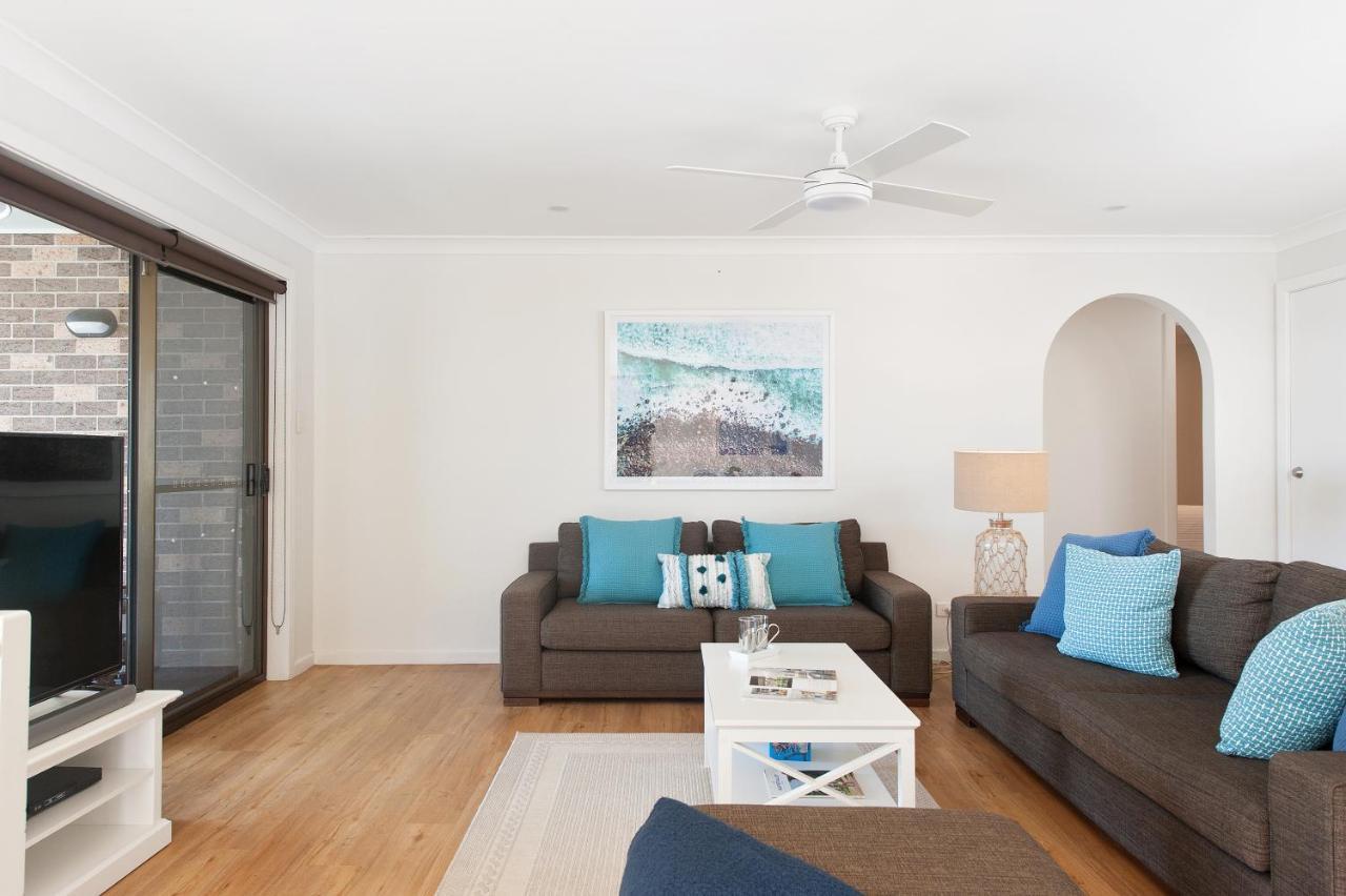 Dutchie'S Dream - Glorious Views And Opposite Dutchies Beach Nelson Bay Exterior photo
