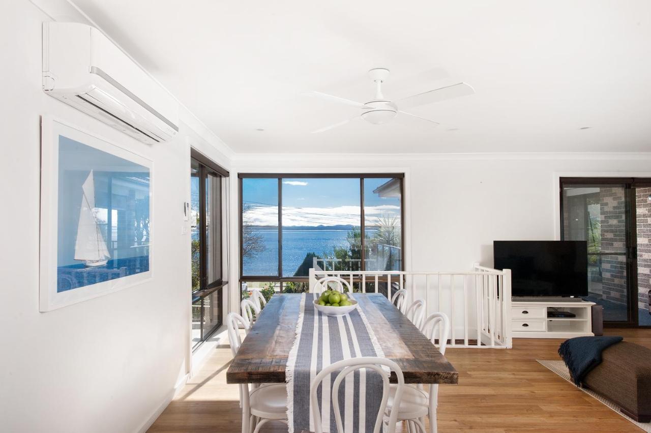 Dutchie'S Dream - Glorious Views And Opposite Dutchies Beach Nelson Bay Exterior photo