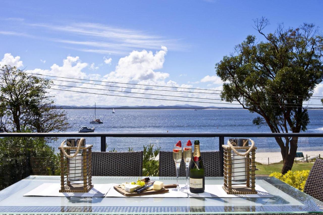 Dutchie'S Dream - Glorious Views And Opposite Dutchies Beach Nelson Bay Exterior photo
