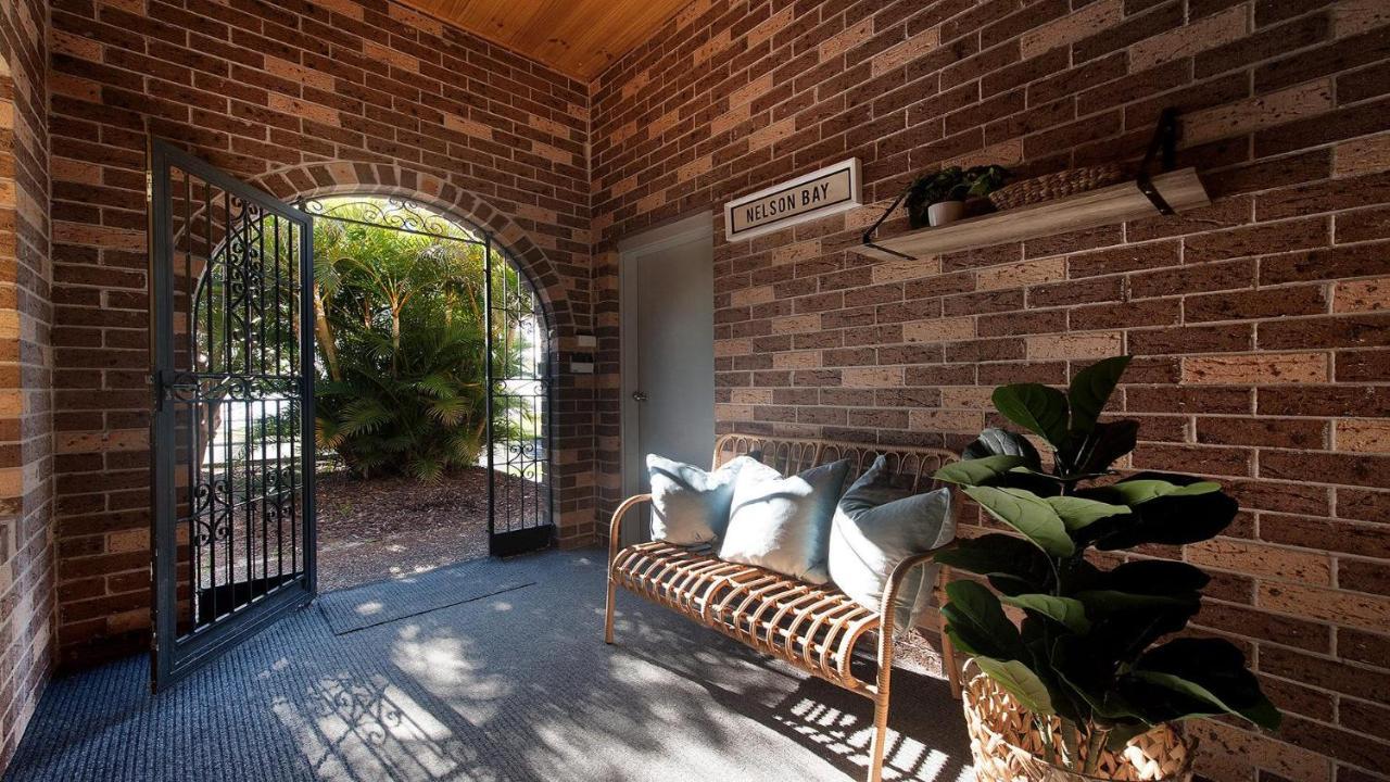 Dutchie'S Dream - Glorious Views And Opposite Dutchies Beach Nelson Bay Exterior photo