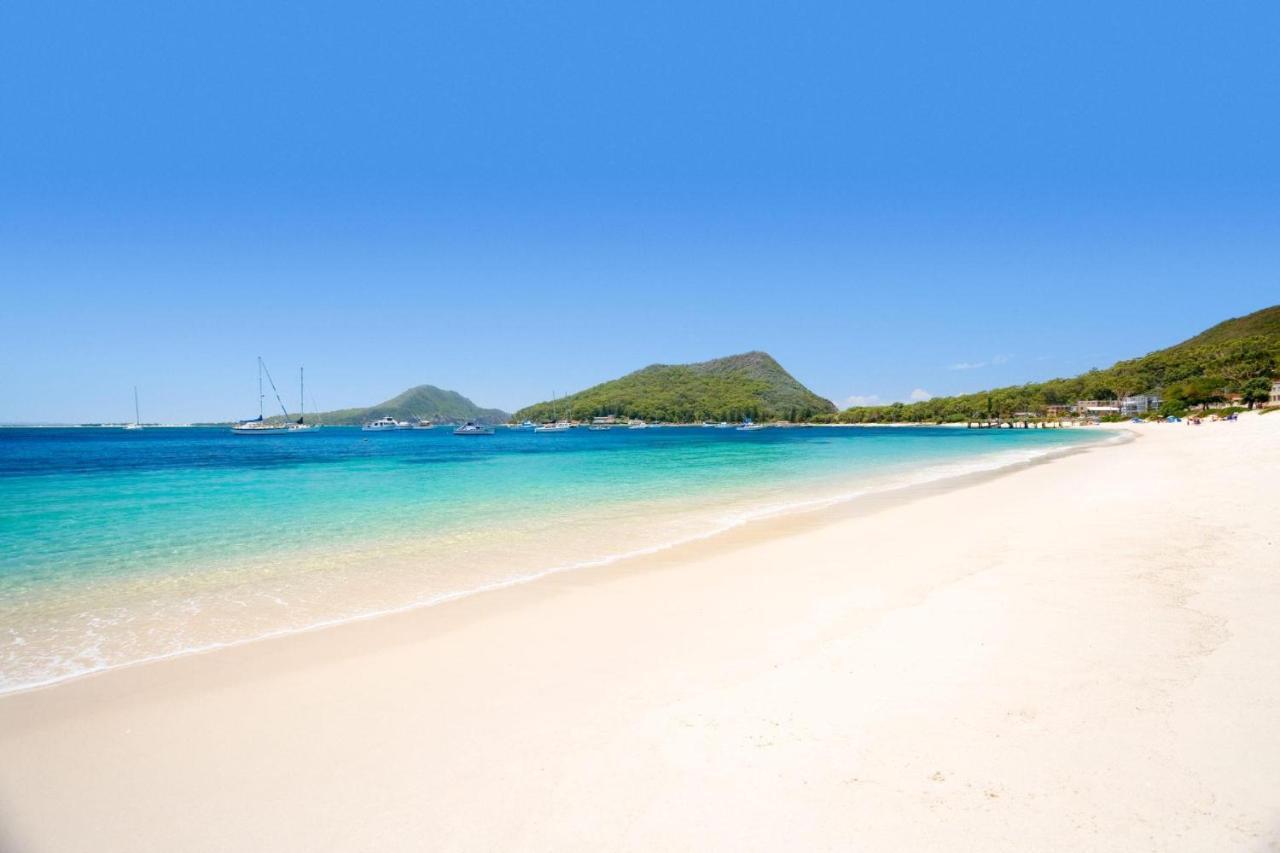 Dutchie'S Dream - Glorious Views And Opposite Dutchies Beach Nelson Bay Exterior photo