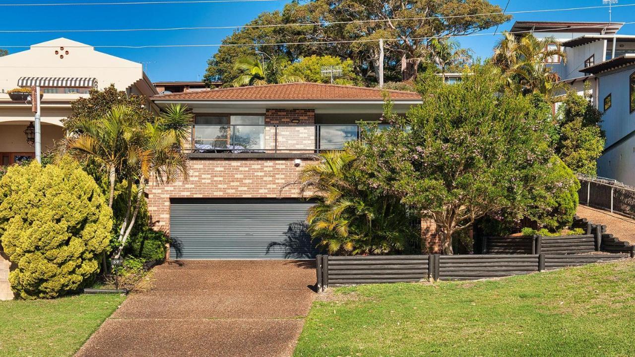 Dutchie'S Dream - Glorious Views And Opposite Dutchies Beach Nelson Bay Exterior photo